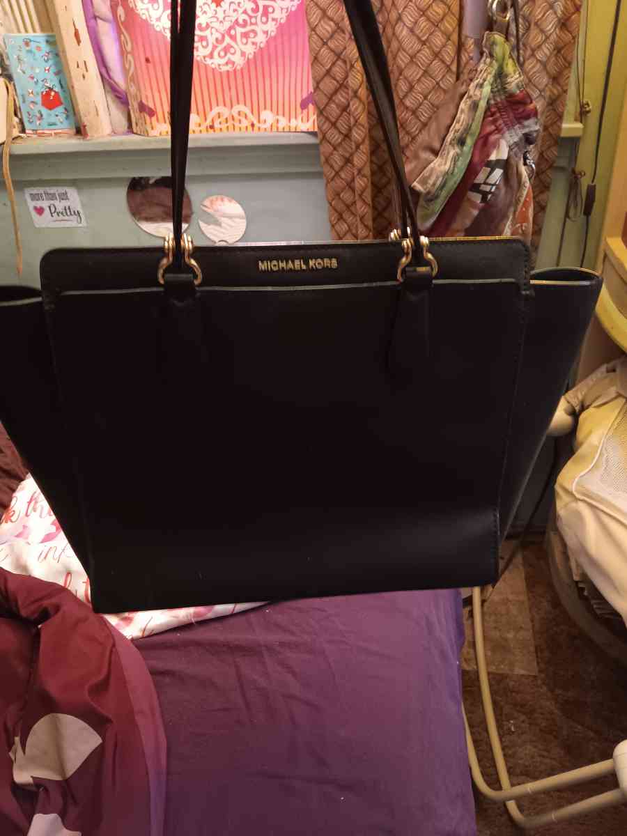 Michael Kors bag