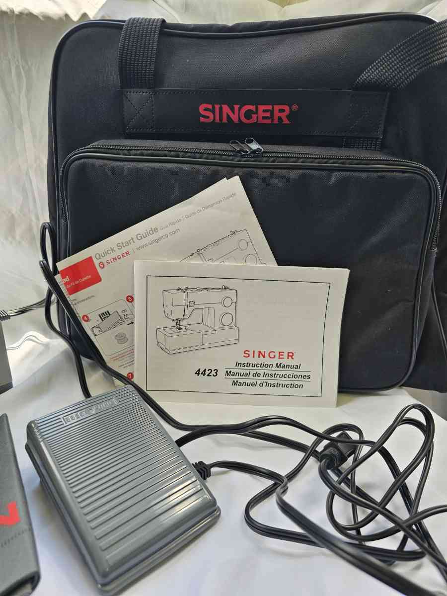 Swinger 4423 Heavy Duty Sewing Machine