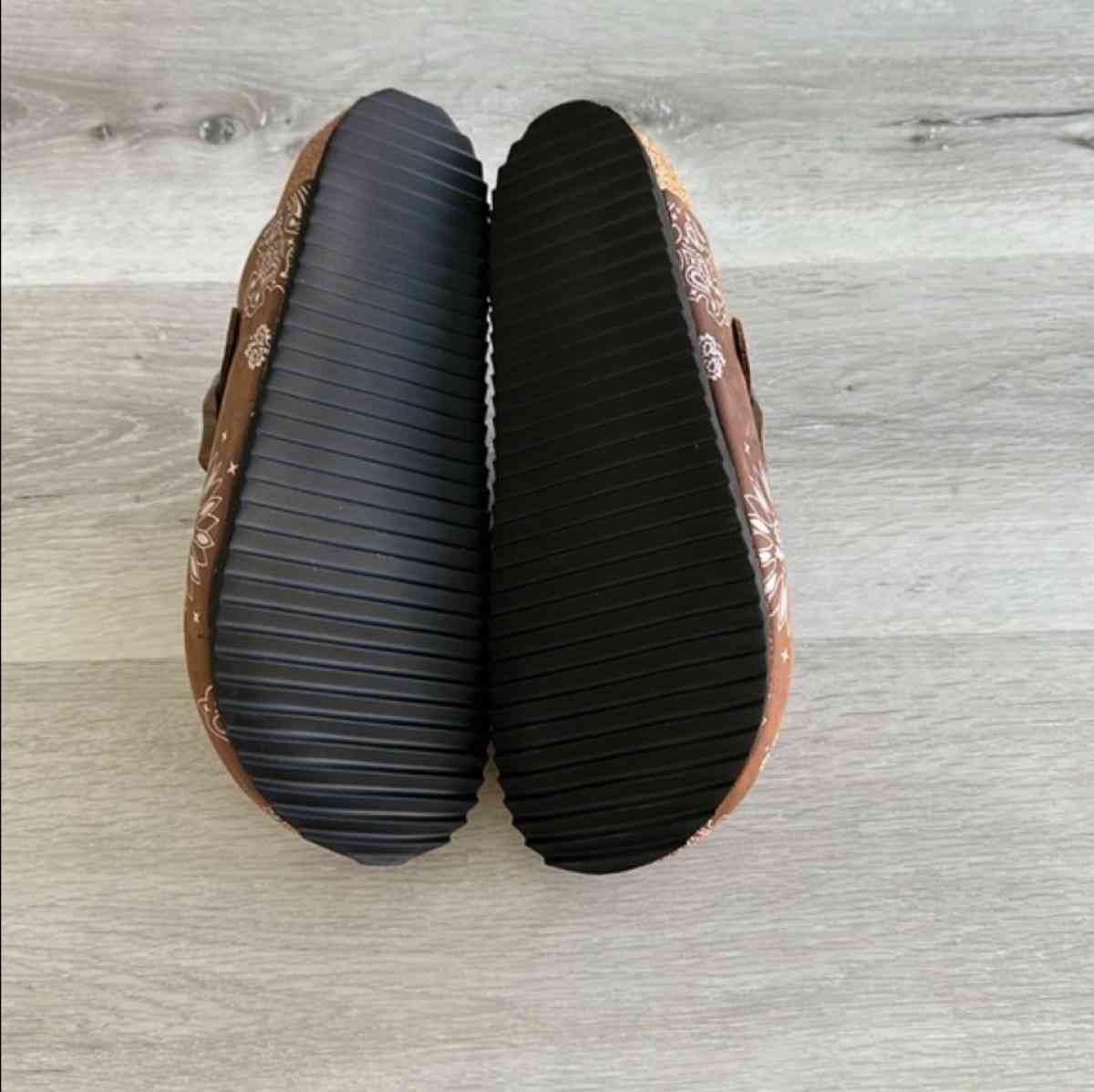 Bravest Studio London Mule Mocha Paisley 9 NWT