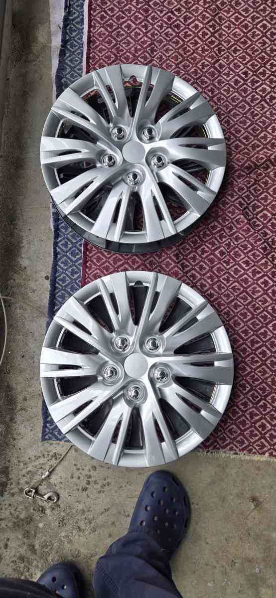 full set 15 inch hubcaps