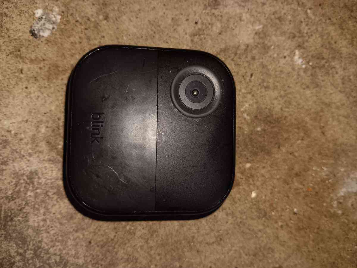 Blink Outdoor 4 4th Gen  Wirefree smart security camera twoy