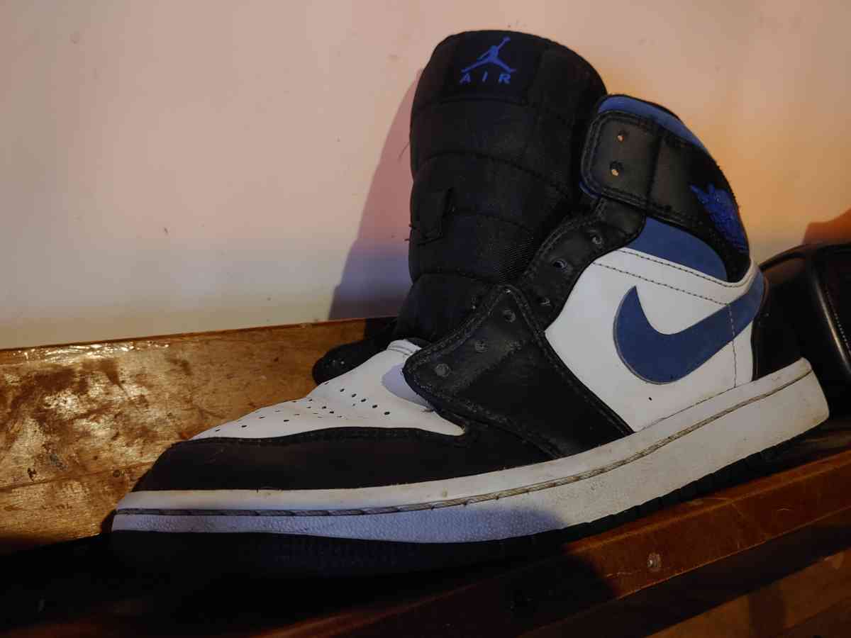 jordans retro 1