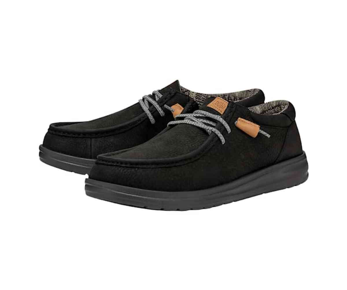 Hey Dudes Wally Grip Craft Leather Mens Size 9 in black NWT