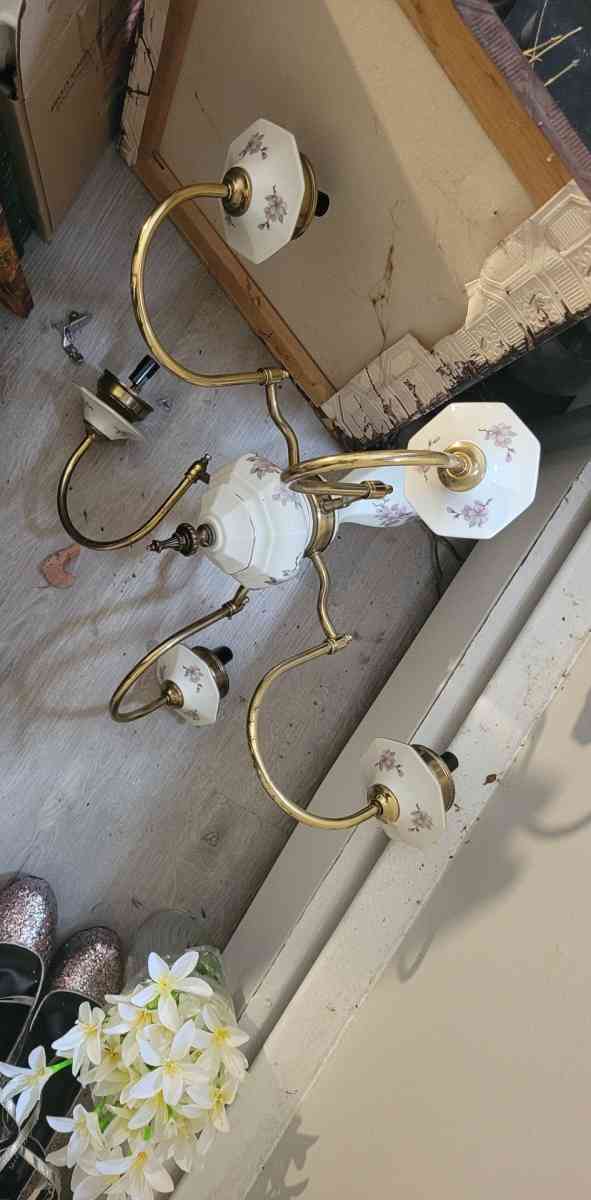 antique porcelian and brass flower chandelior