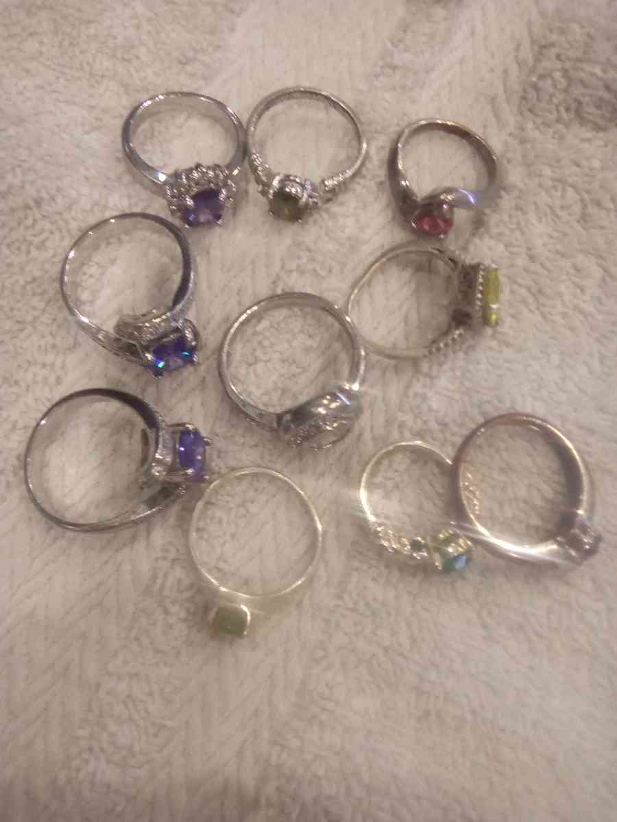 Ladies rings buy 1 or all  no problem