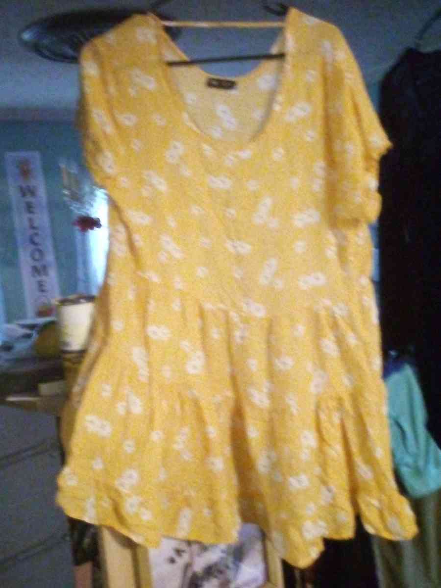 2 velvet dresses size small yellow cotton dress size large