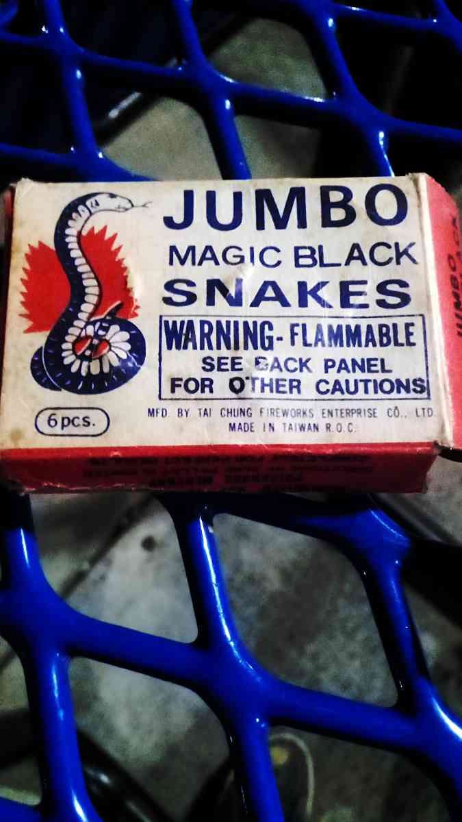 3 different brands of vintage firecracker set