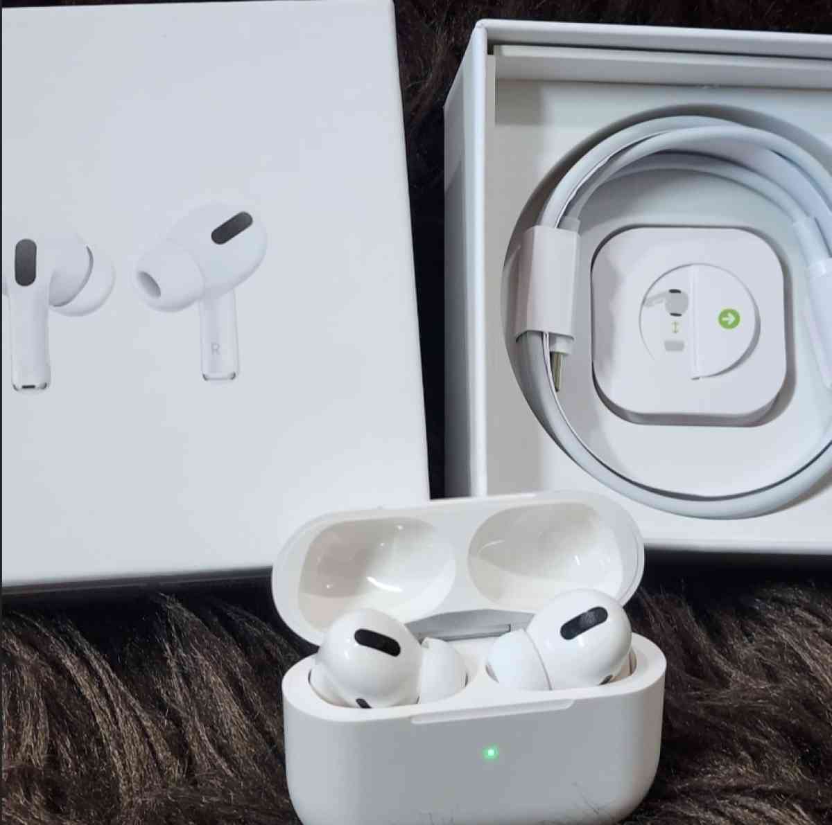 APPLE Airpod Pros 2nd generation