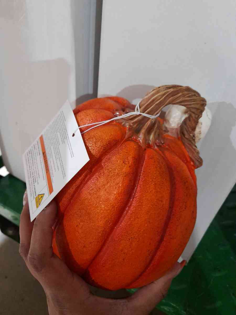 Halloween lighted pumpkin