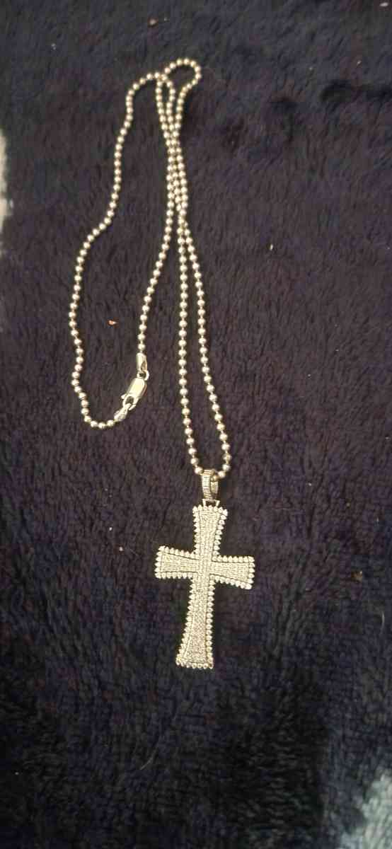 Sterling silver necklace and cross pendant