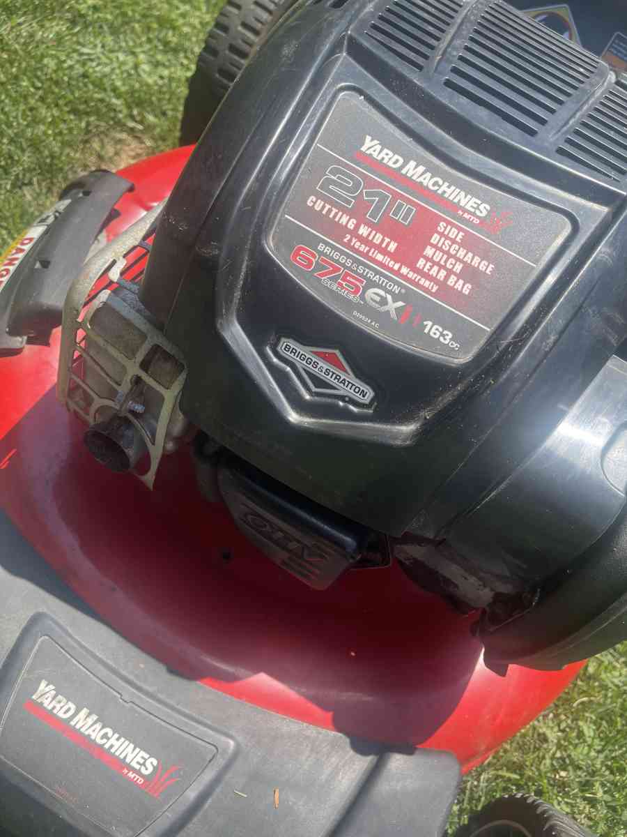 Briggs and Stratton push mower