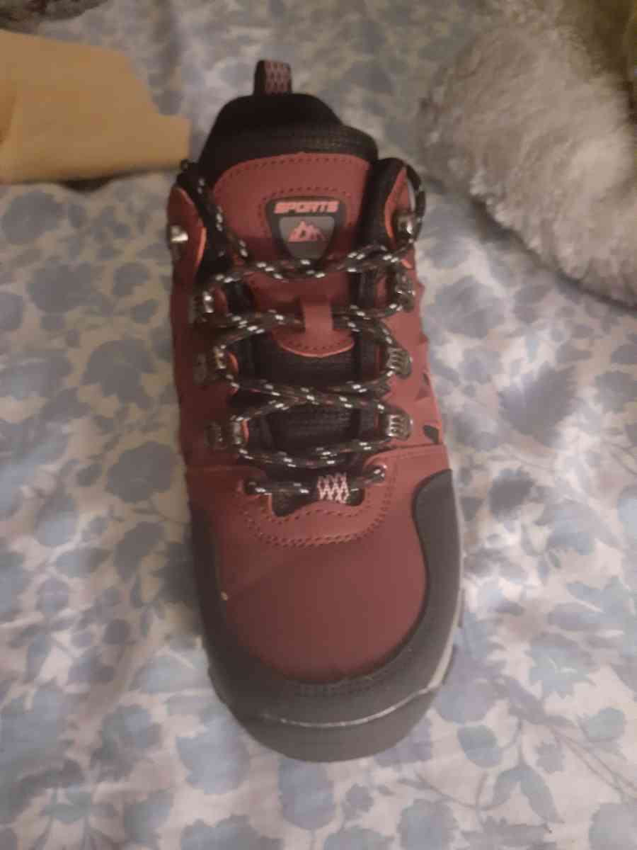 womens hiking boots