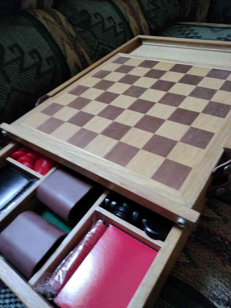 Checkers and Backgammon combo game