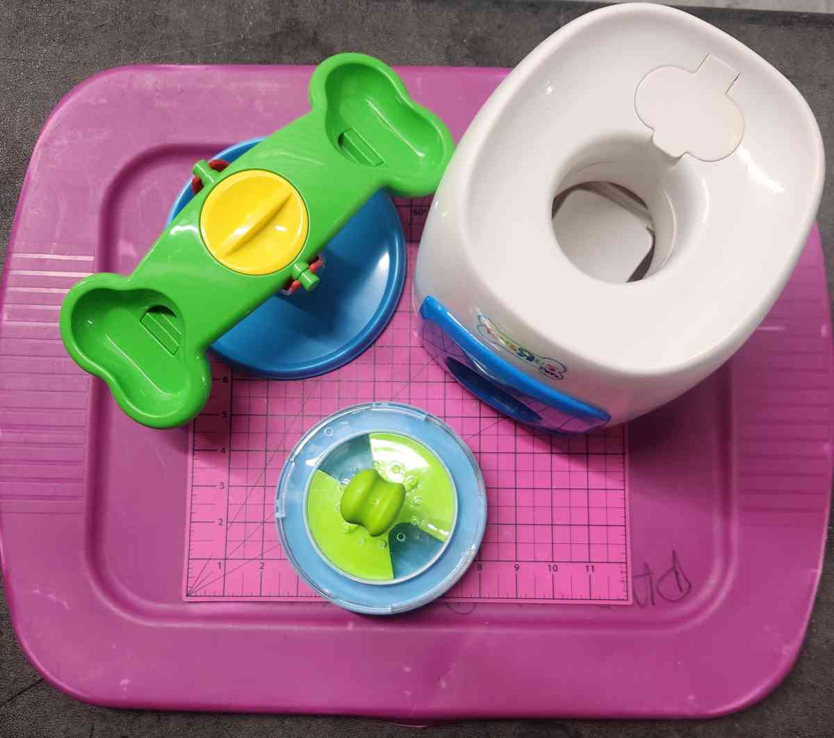 Dog Treat Intelligence Toys Lot of 3