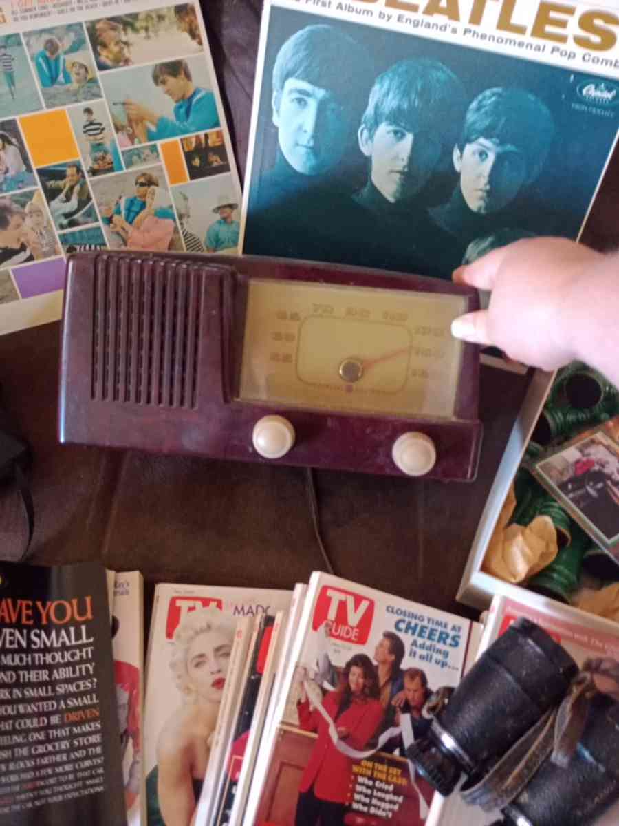 Antique 1950s GE AM Raido