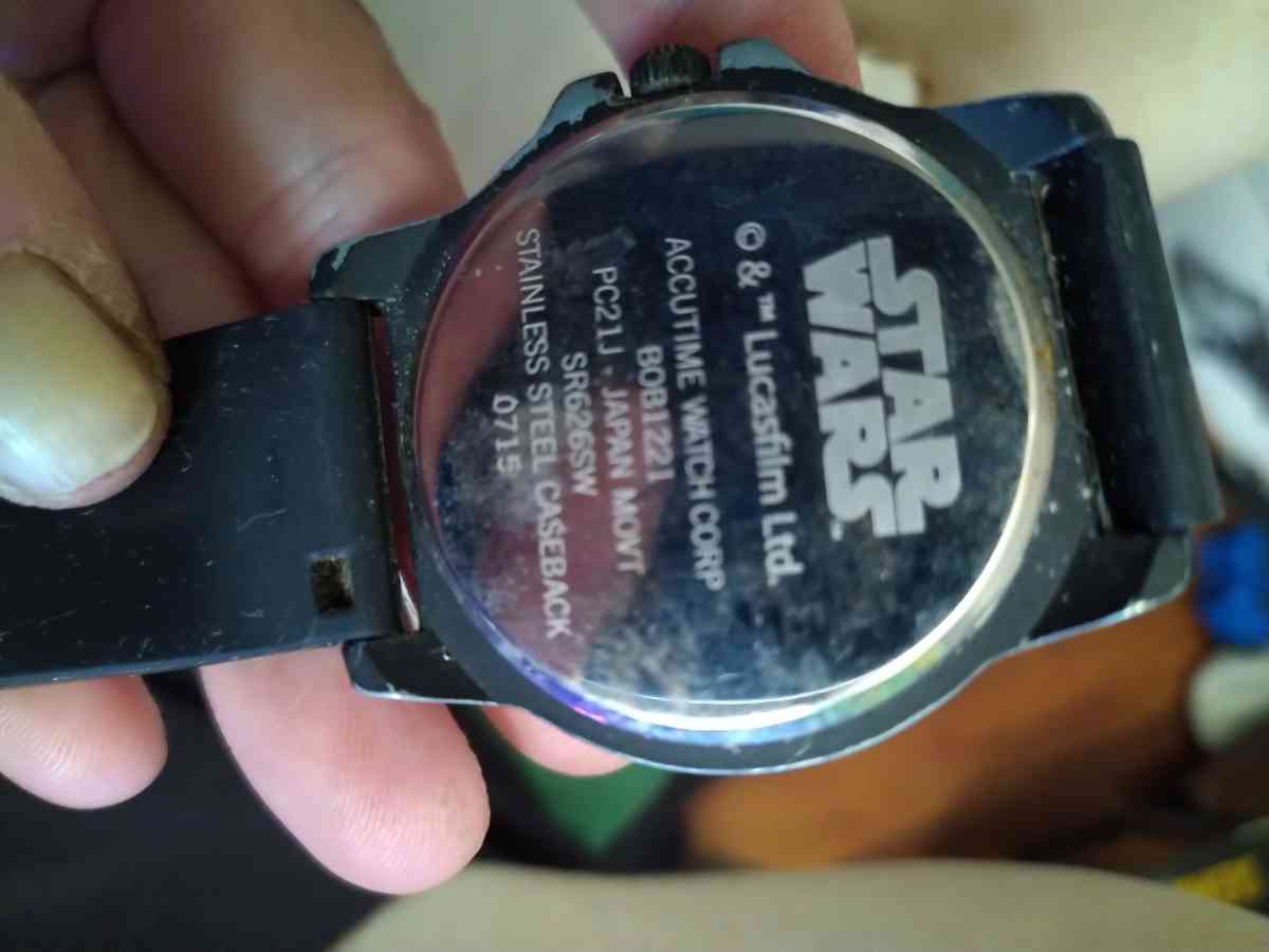 accutime analog watch boba Fett face