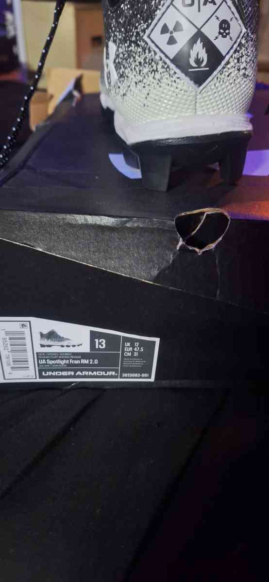 Under Armour Football Cleats Size 13