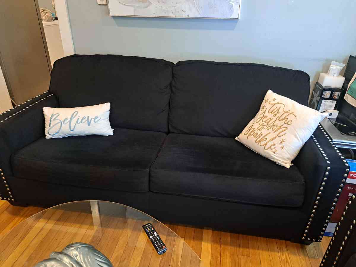 living room sofa and loveseatgood condition