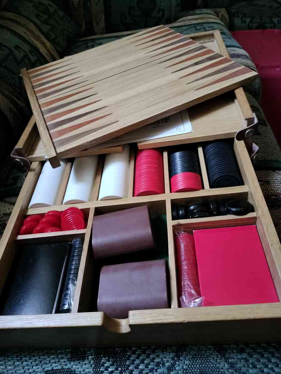 Checkers and Backgammon combo game