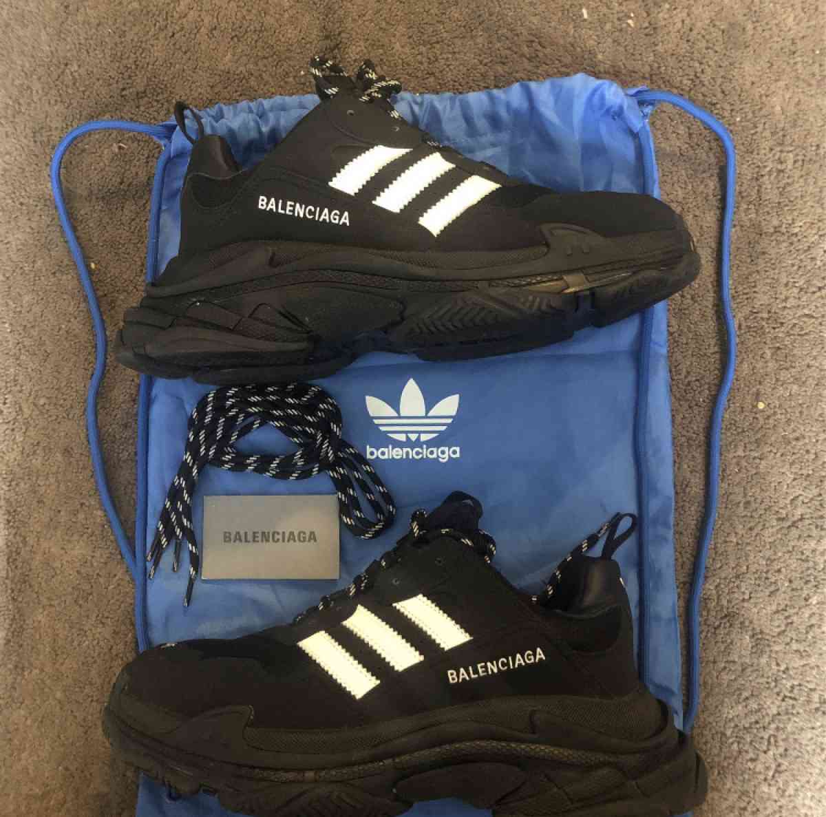 BALENCIAGAXADIDAS TRIPLE S
