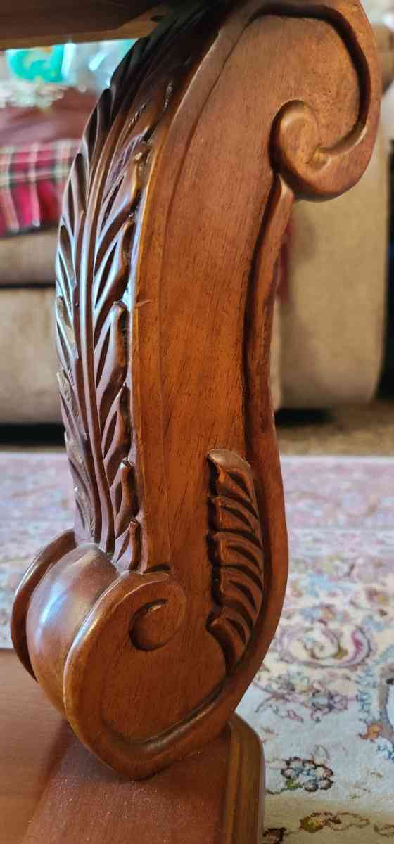 Decorated wooden coffee table 2 tier with glass top