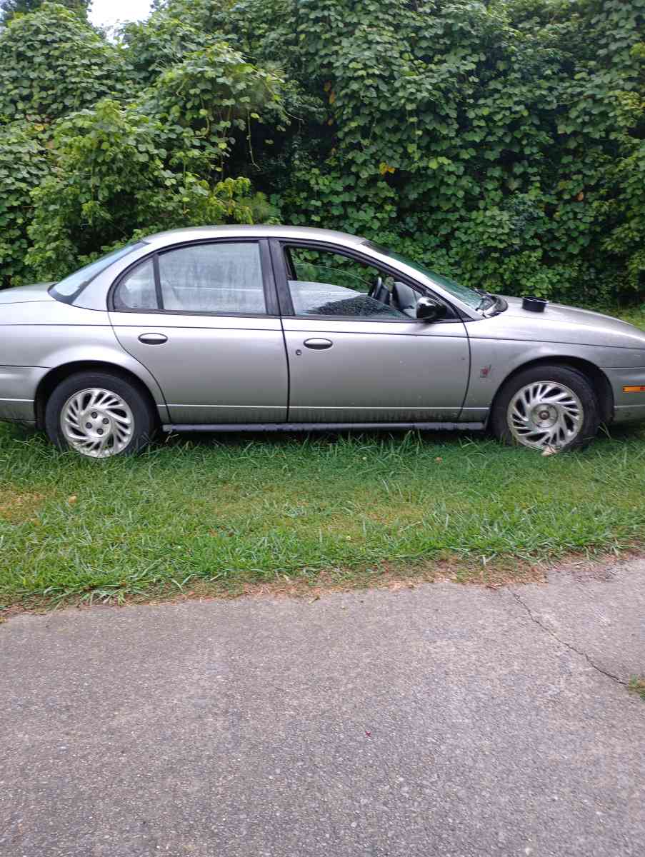 1998 Saturn sedan 4dr