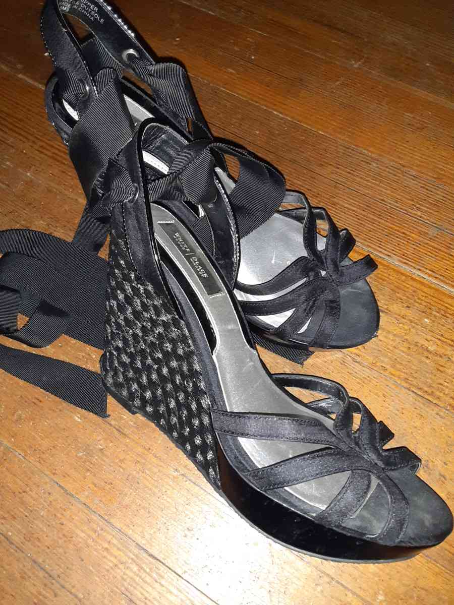 white house black market