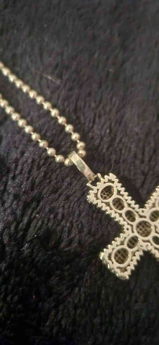 Sterling silver necklace and cross pendant