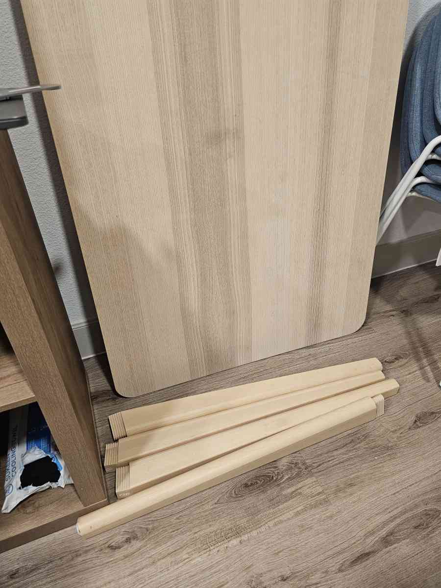 Dining Room Table and Chairs