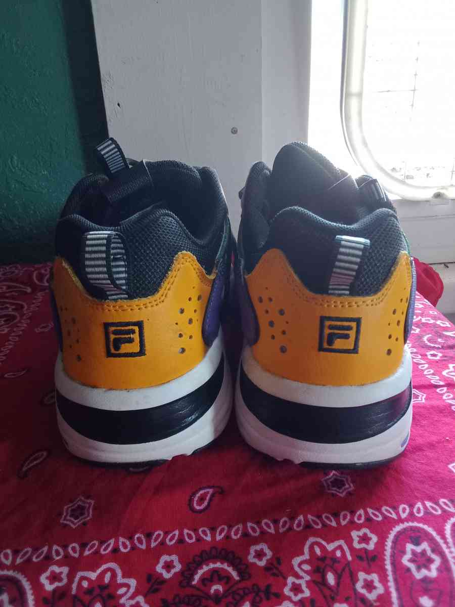Fila shoes size 6y
