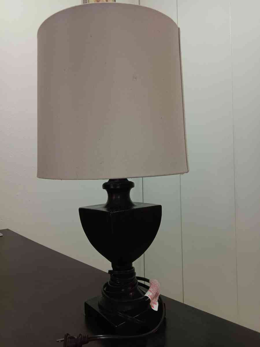 2 lamps in good condition