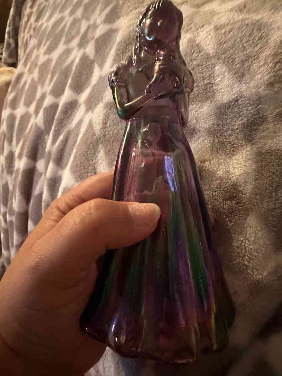 Fenton girl and lady