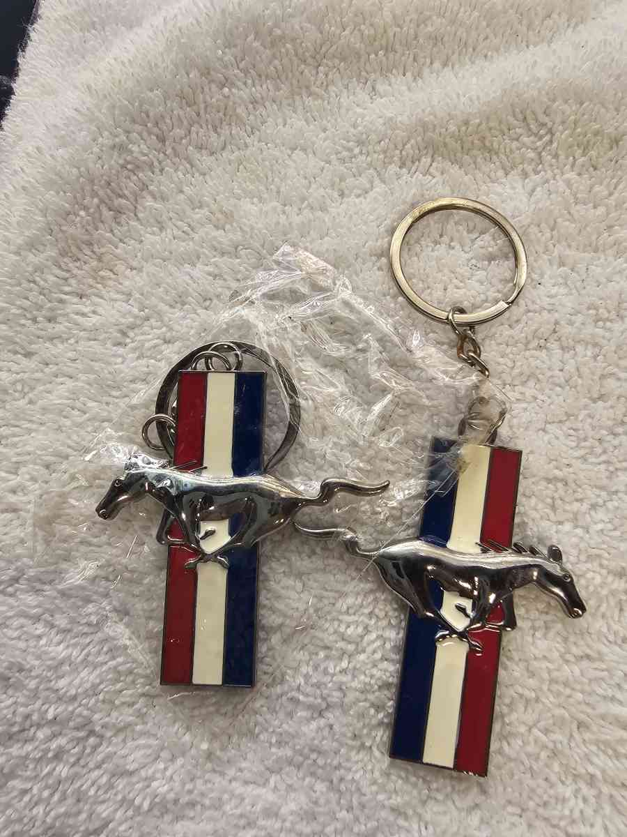 car accessories Keychain tire caps center hubcaps