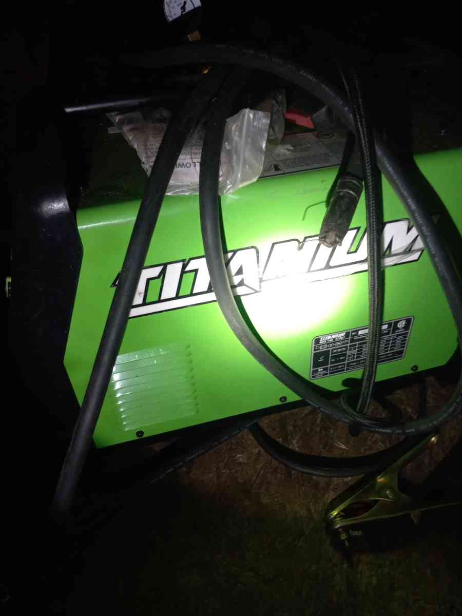Titanium 140 mig welder
