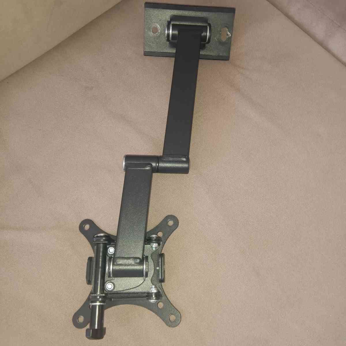 wall mount tv size 24