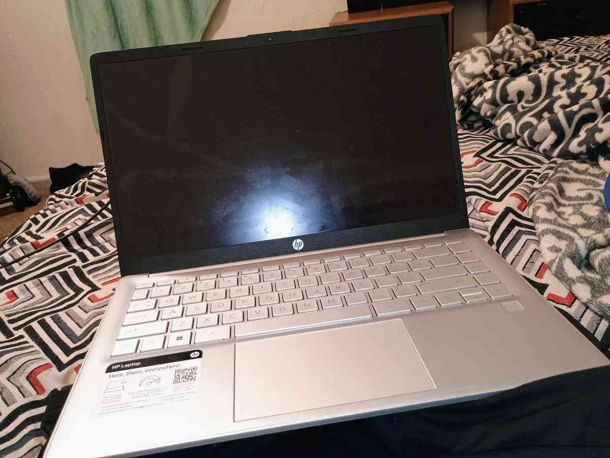 hp laptop need screen replaced