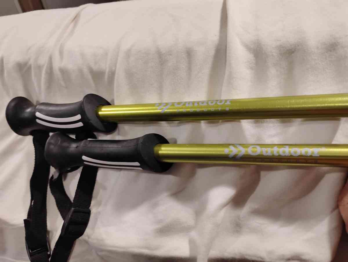 two mountainsmith walking sticks