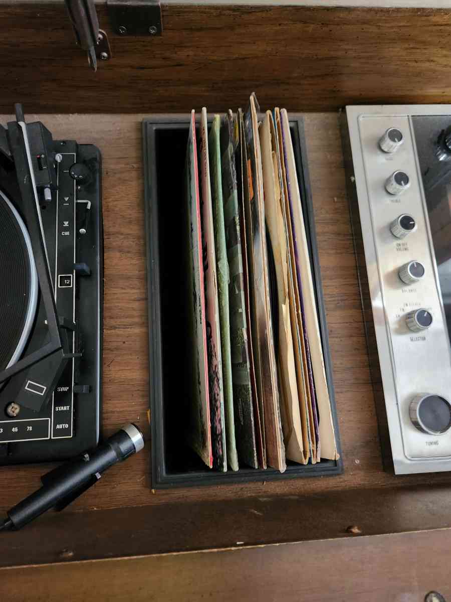 record cassette player