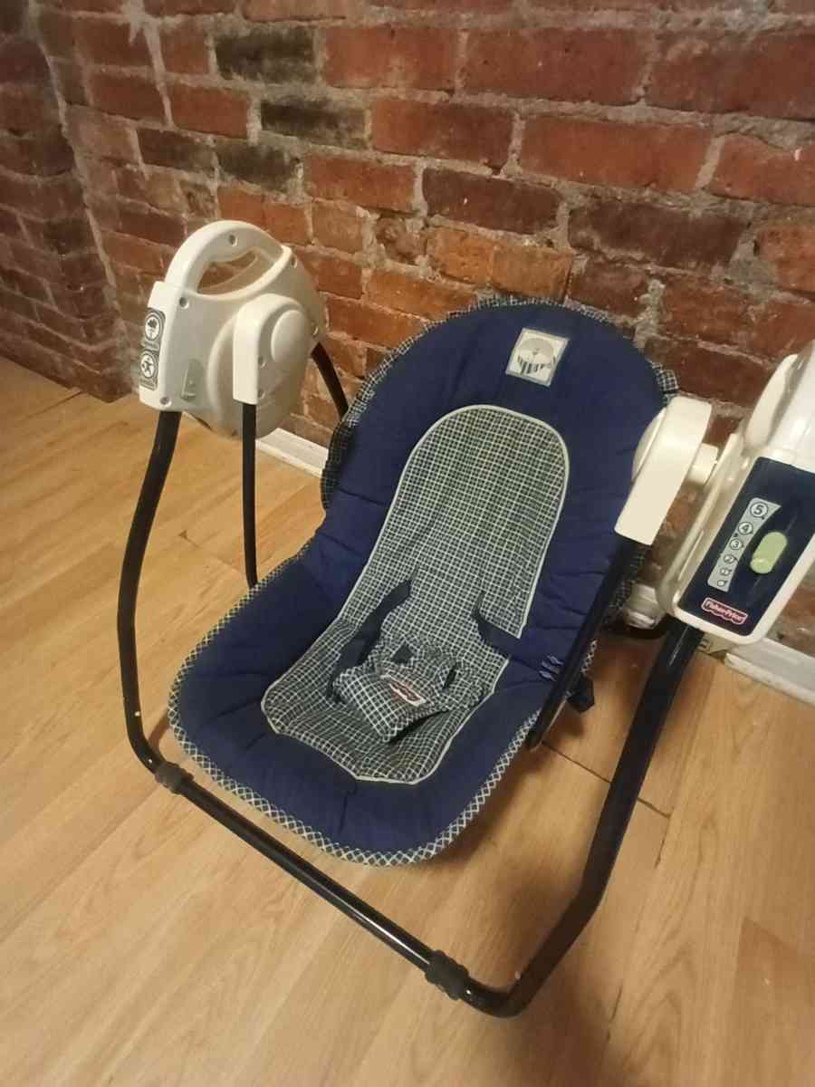 Fisher price 0 to 9 months swing