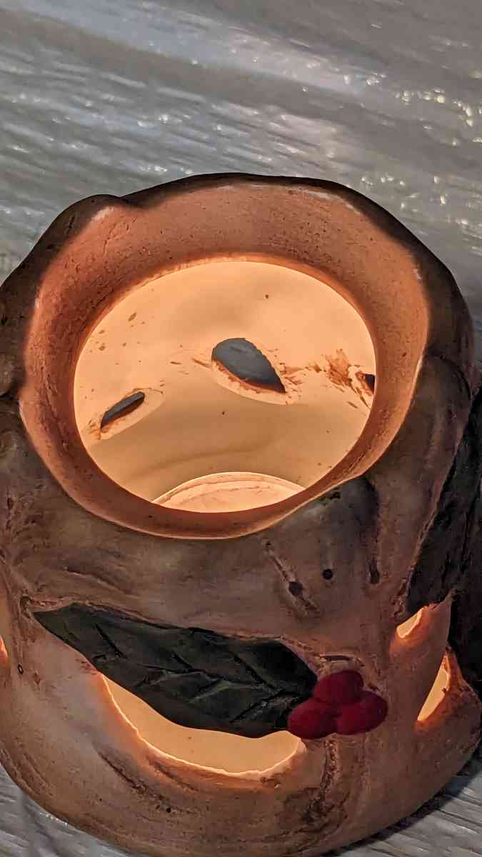 Unique Ceramic Hand Panted Wood Log Tea Light Candle Holder