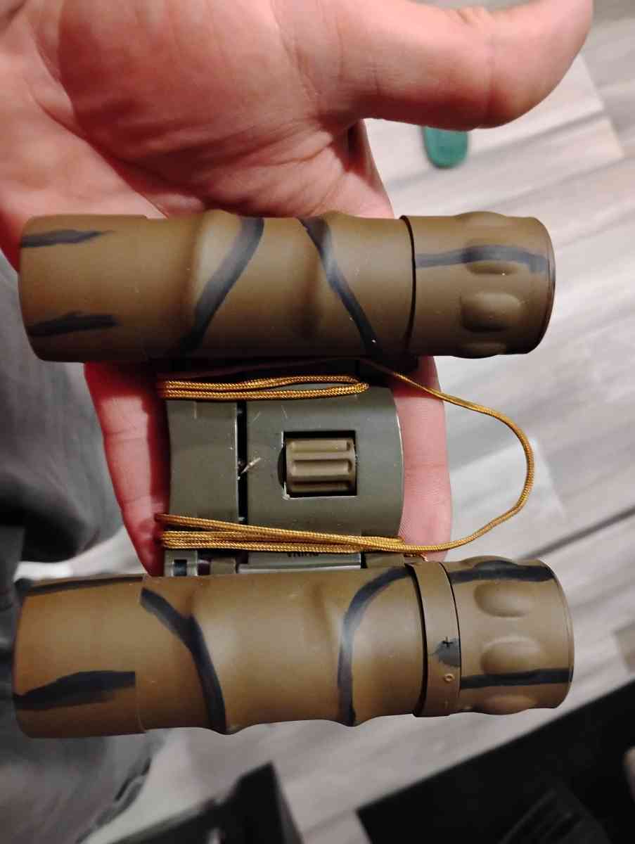 binoculars used once