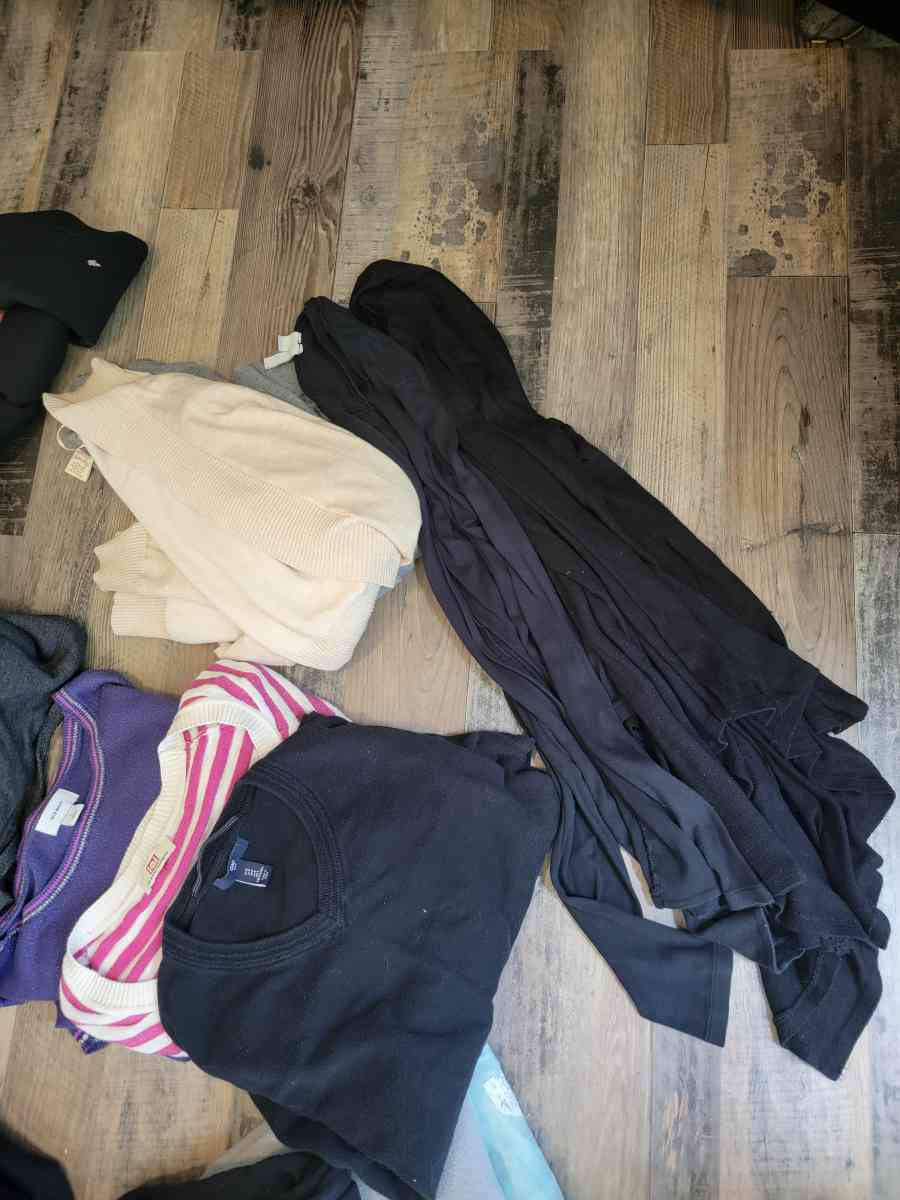 Hoodies Sweaters Jeans Sweats Dress Pants Dresses