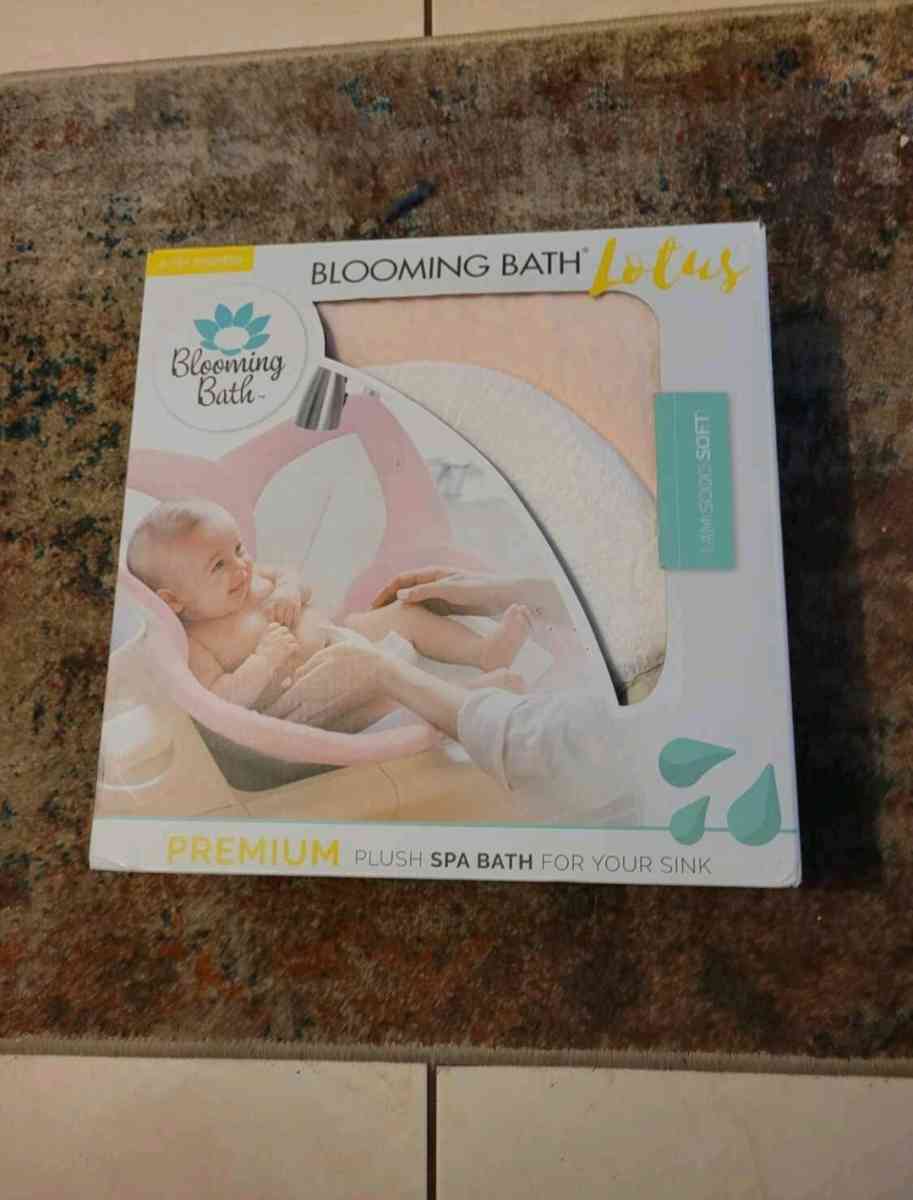 NEW BLOOMING BABY FLOWER BATH