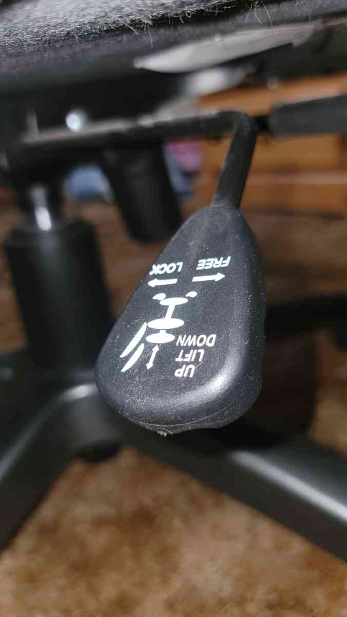 Executive Rolling chair