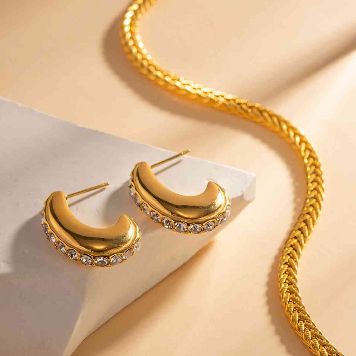 18K  gold fashion earrings