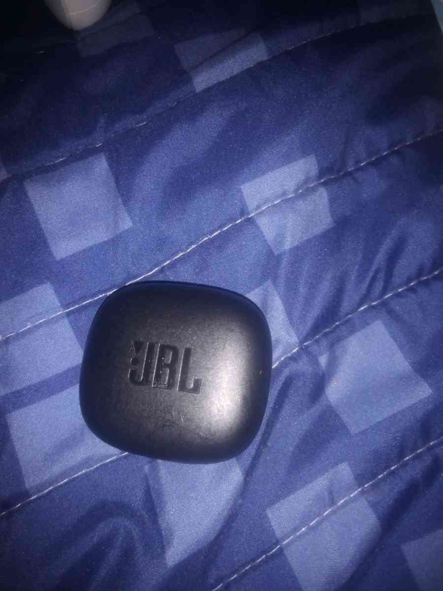 JBL earbuds