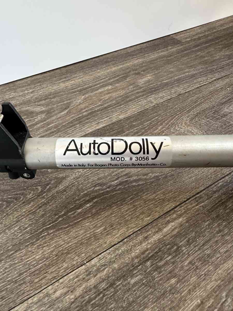 Manfrotto Bogen 3035 Geared Center Tripod and auto dolly