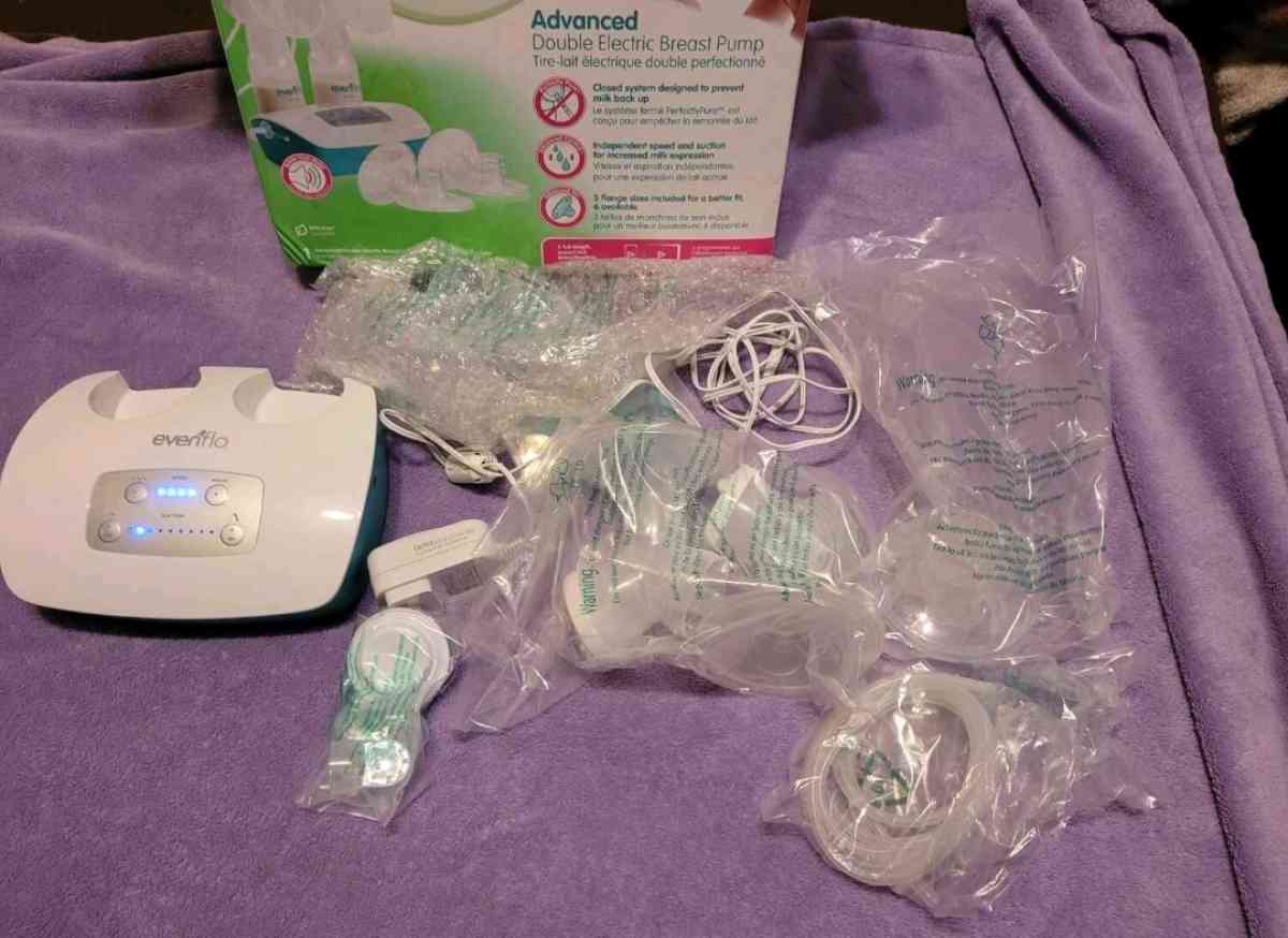 NEW EVENFLO DOUBLE BREAST FEEDING PUMP