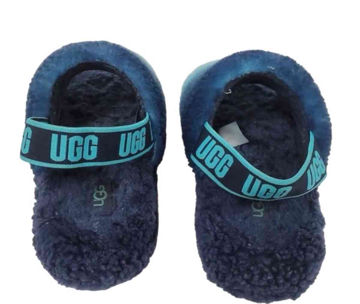 UGG NIB Fluff Yeah Slide Gradient 60 Youth Size 4 Fits US Wo