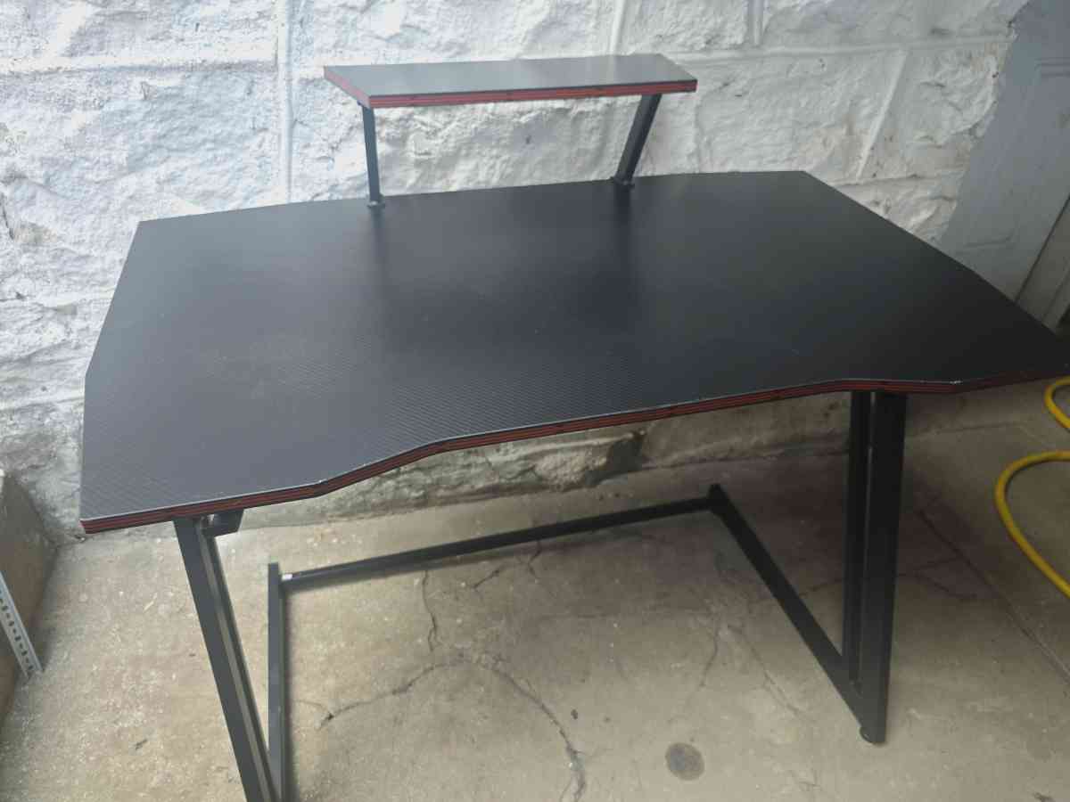 Gamer Desk